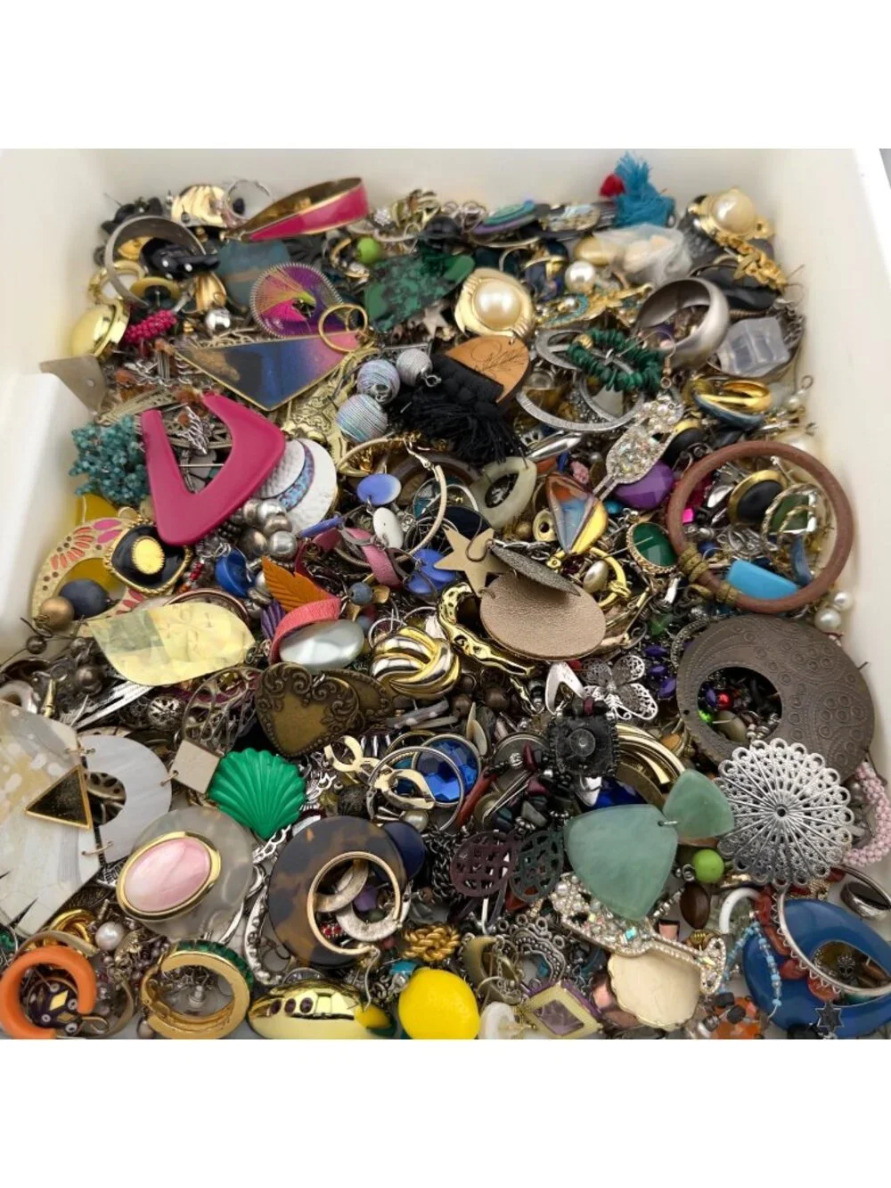 Vintage to Now Single Earring Junk Craft Repurpose Lot 4 lbs Parts Pieces Damage